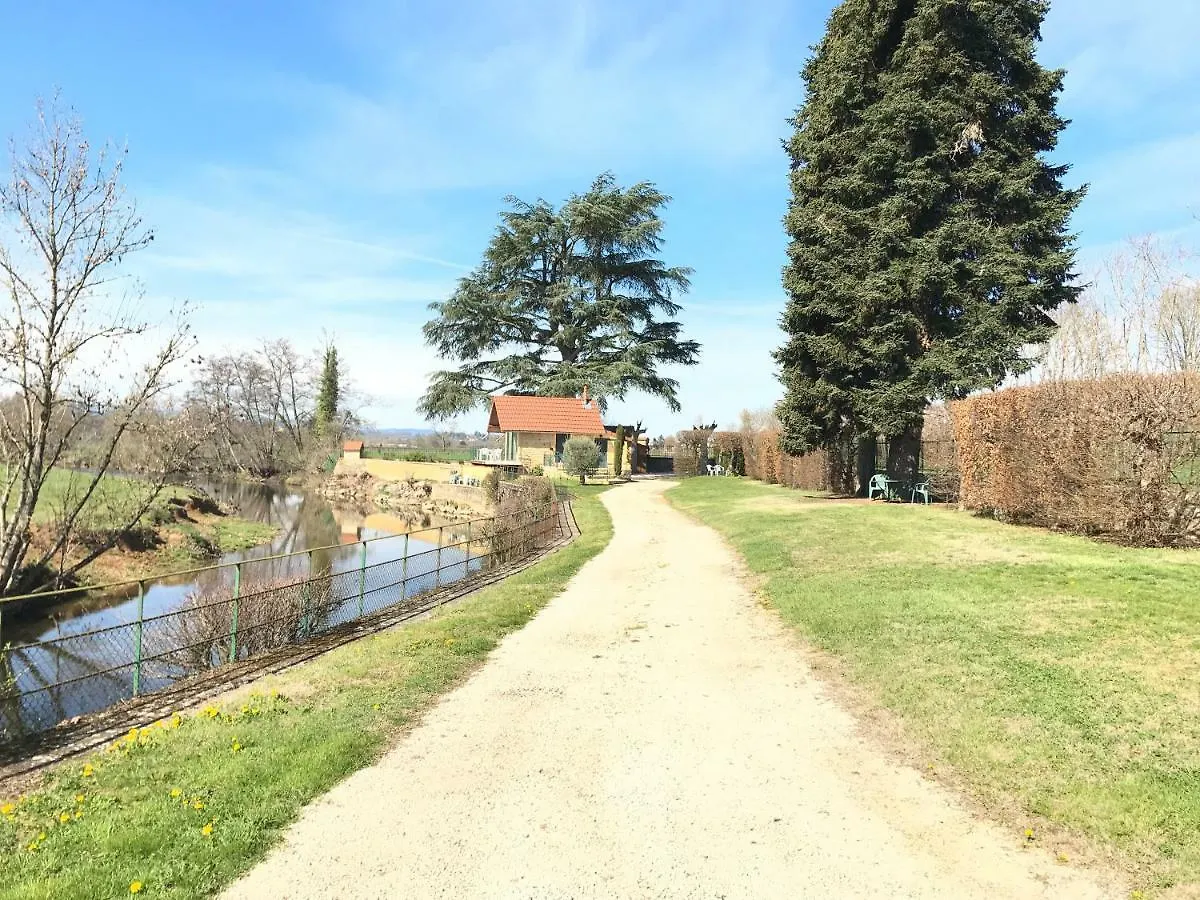 Domaine Borchamps. Villa Saint-Nizier-sous-Charlieu Holiday home