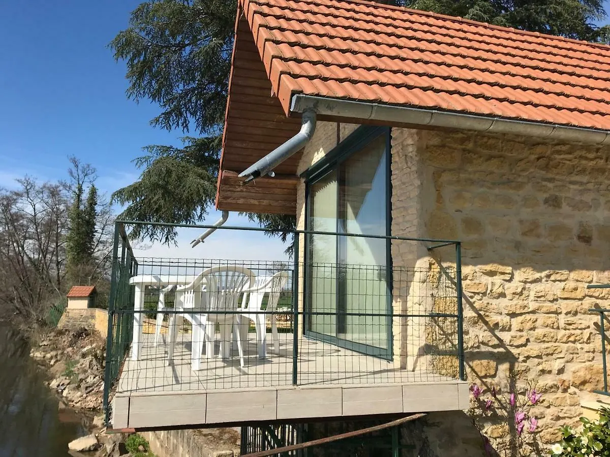 Holiday home Domaine Borchamps. Villa Saint-Nizier-sous-Charlieu